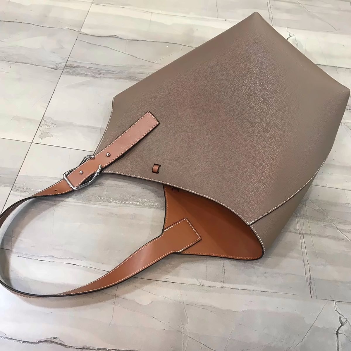 Softline Leather Bucket Crossbody – view 6
