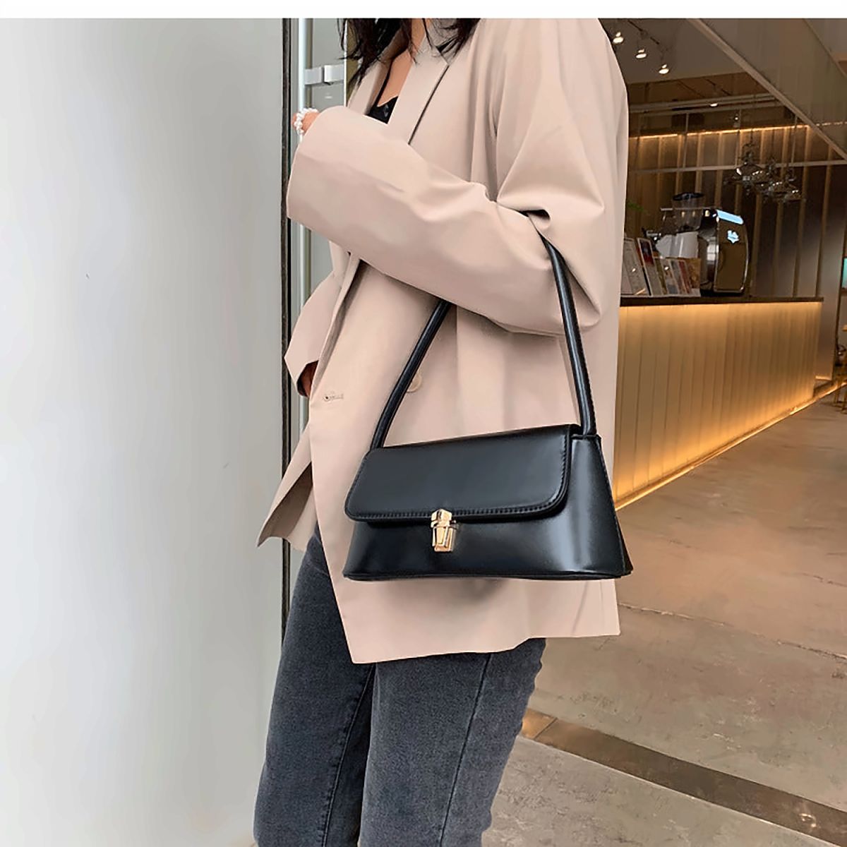 Lucia Structured Shoulder Bag – view 2