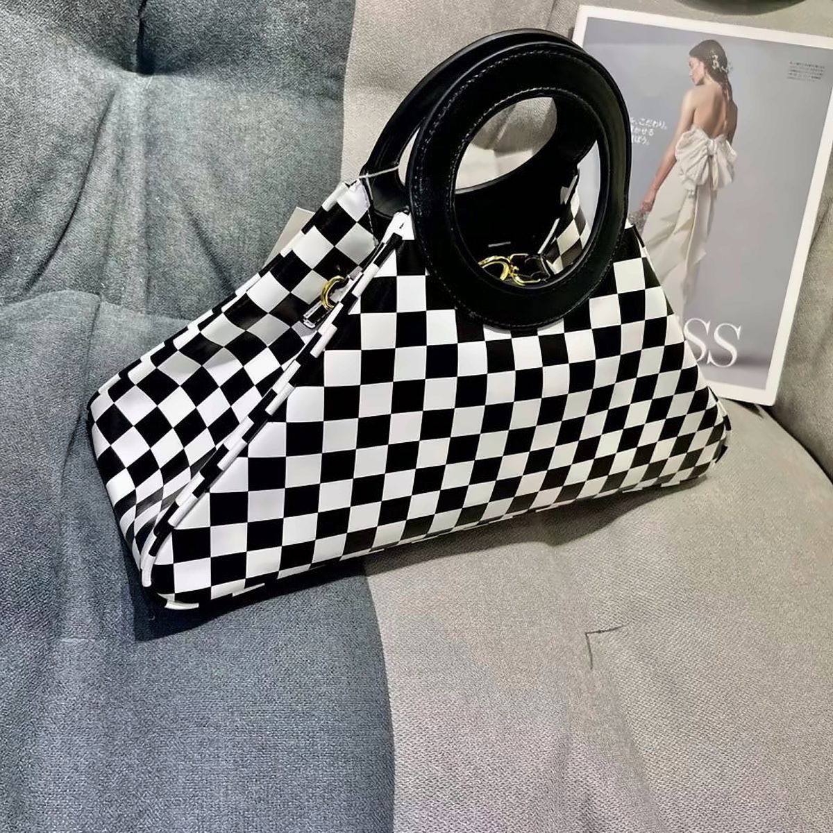 Geo Ring-Handle Tote – view 3