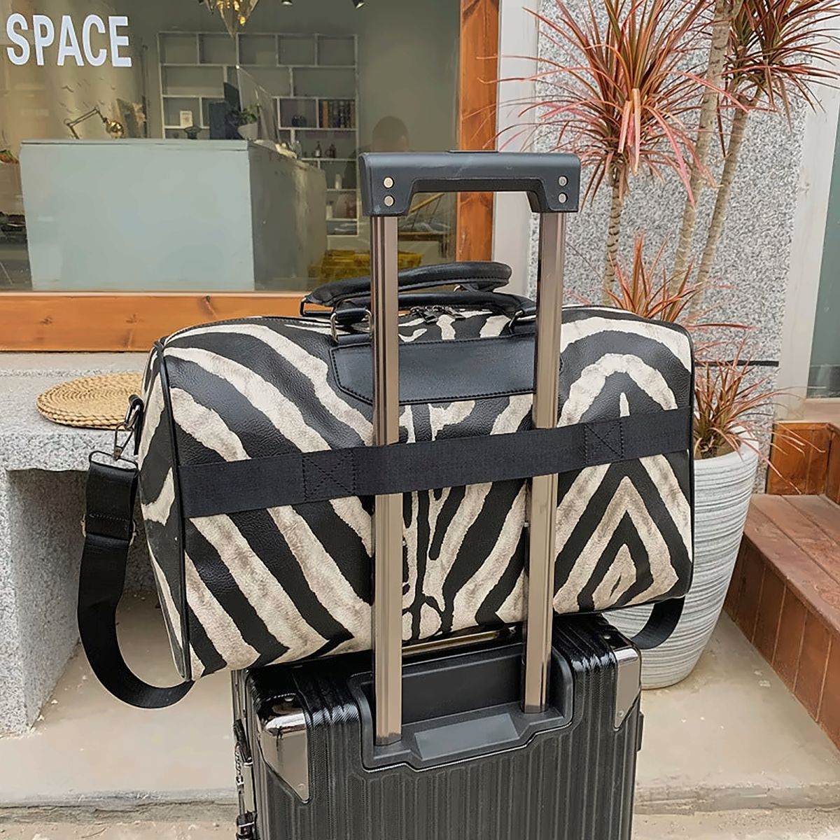 Safari Print Weekender Bag – view 4