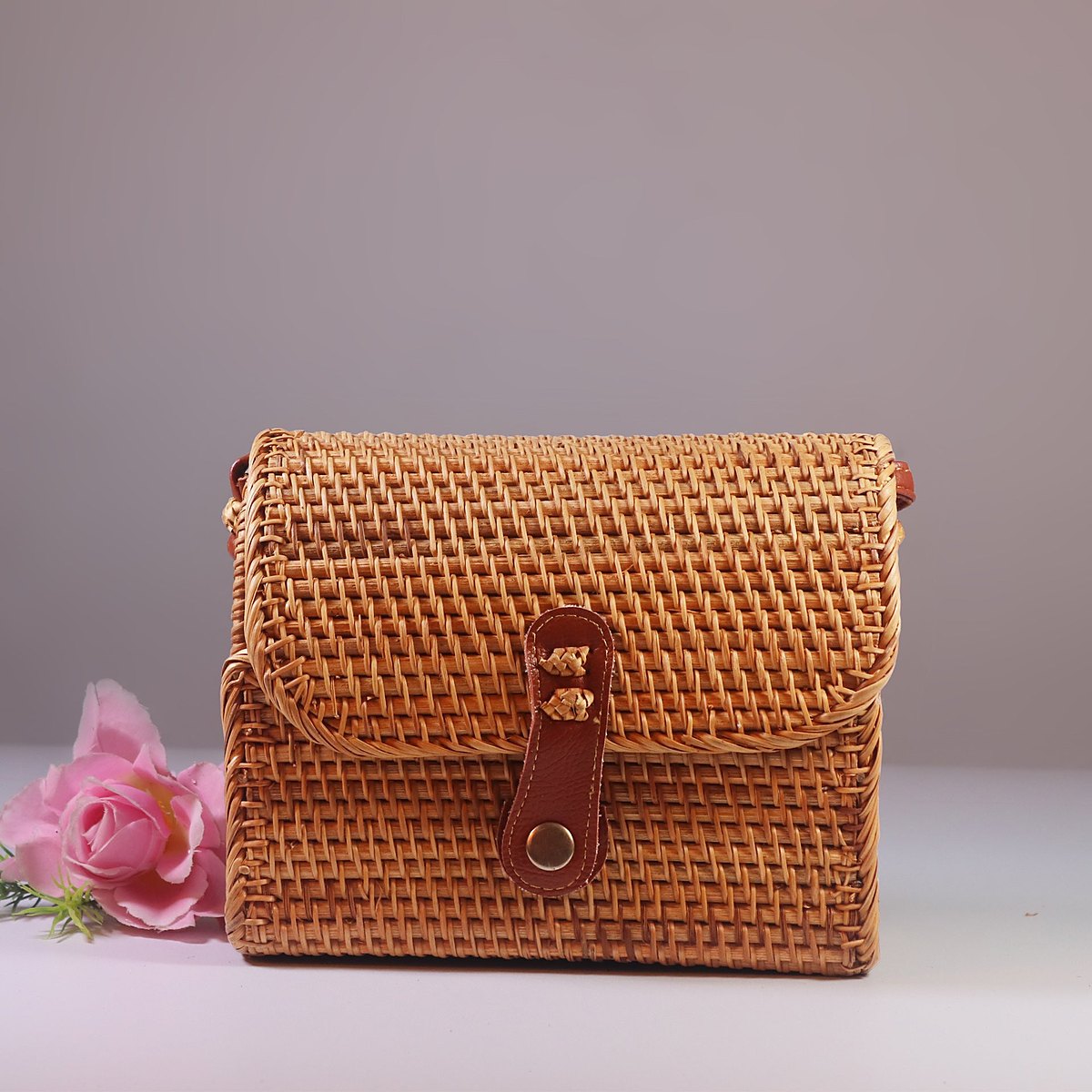 Ithaca Rattan Woven Crossbody Bag – view 3