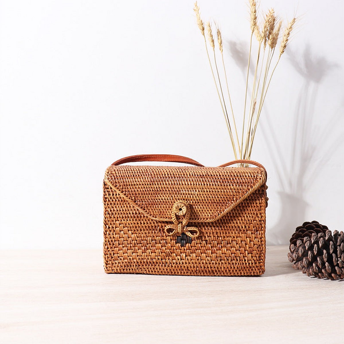 Fleur Embroidered Straw Shoulder Bag – view 4