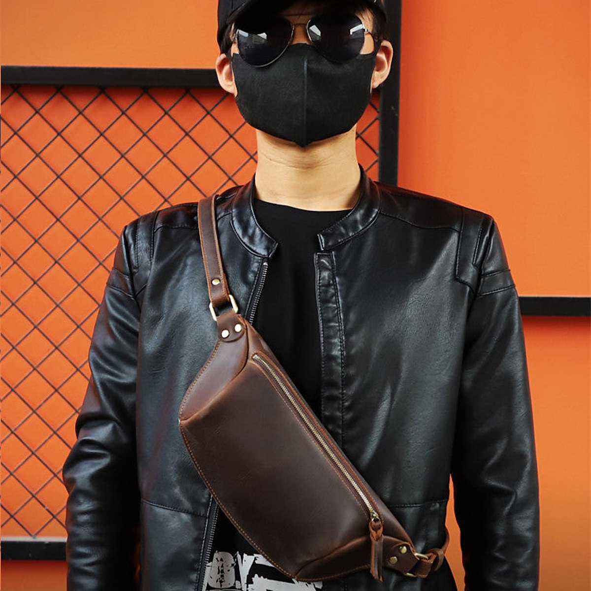 Mercer Men's Leather Chest Crossbody Bag – view 1