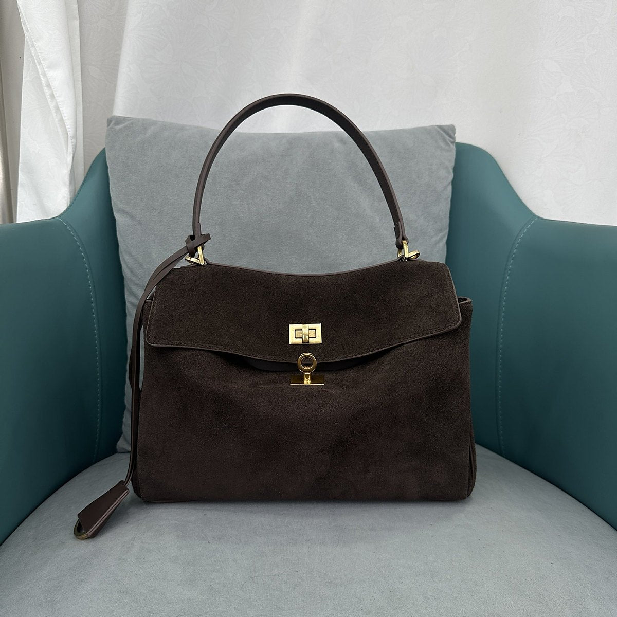 Vira Woven Leather Underarm Bag – view 8