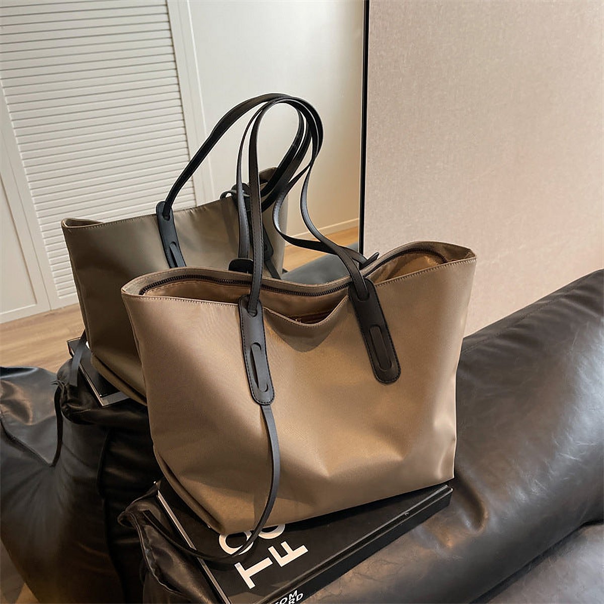 Winslow Nylon Shoulder Bag – view 3